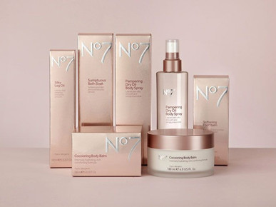 Cosmetics packaging box